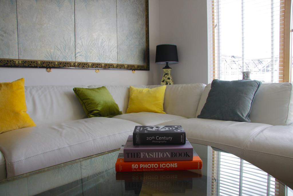 Lux Living Apartments - Florian House เคมบริดจ์ ภายนอก รูปภาพ