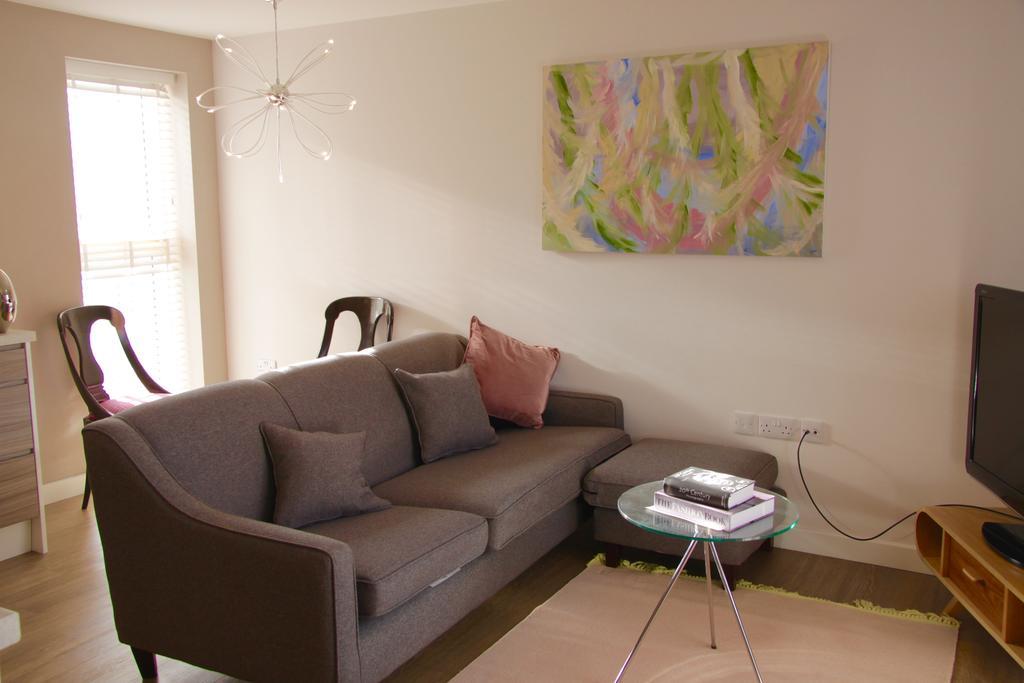 Lux Living Apartments - Florian House เคมบริดจ์ ภายนอก รูปภาพ