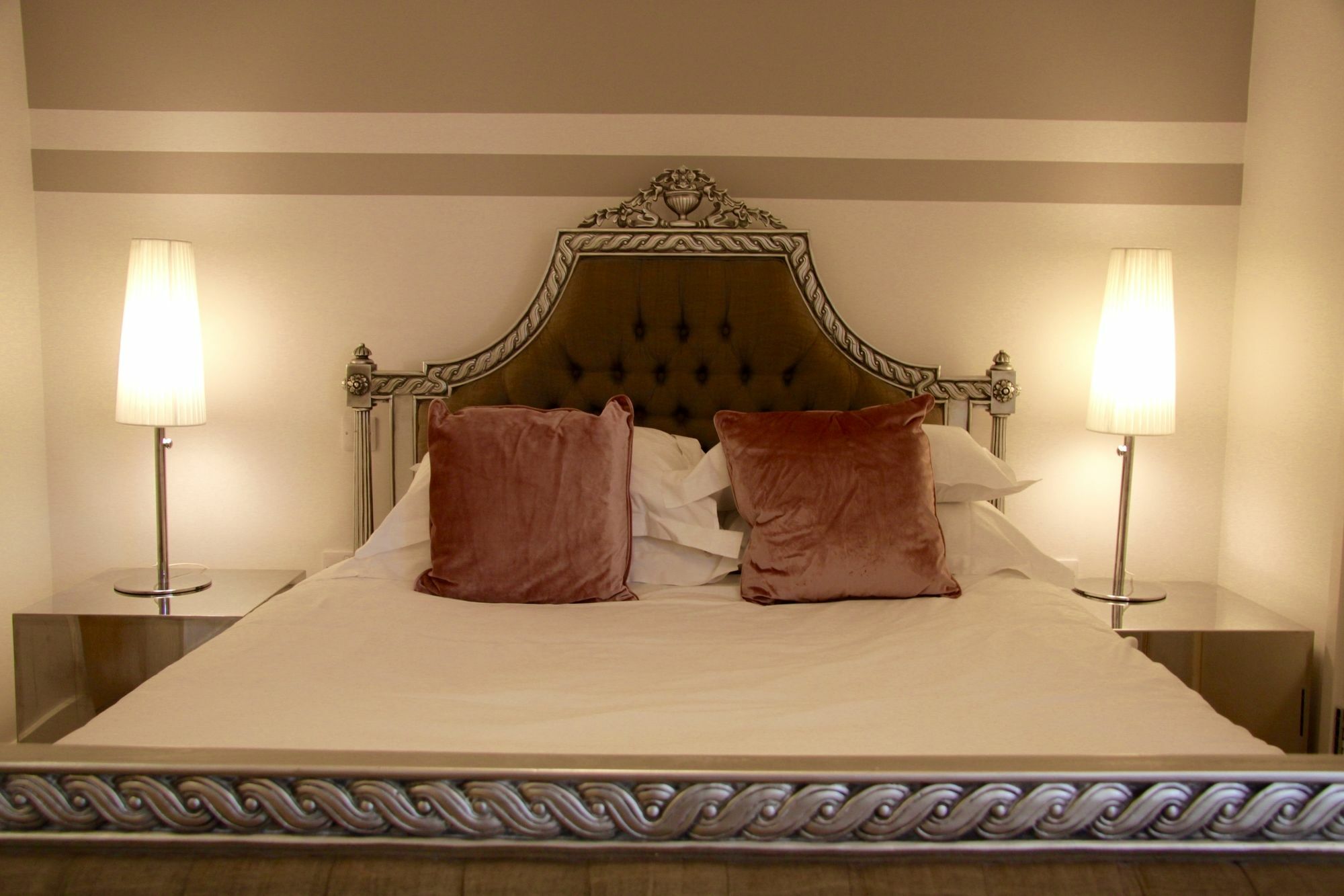 Lux Living Apartments - Florian House เคมบริดจ์ ภายนอก รูปภาพ