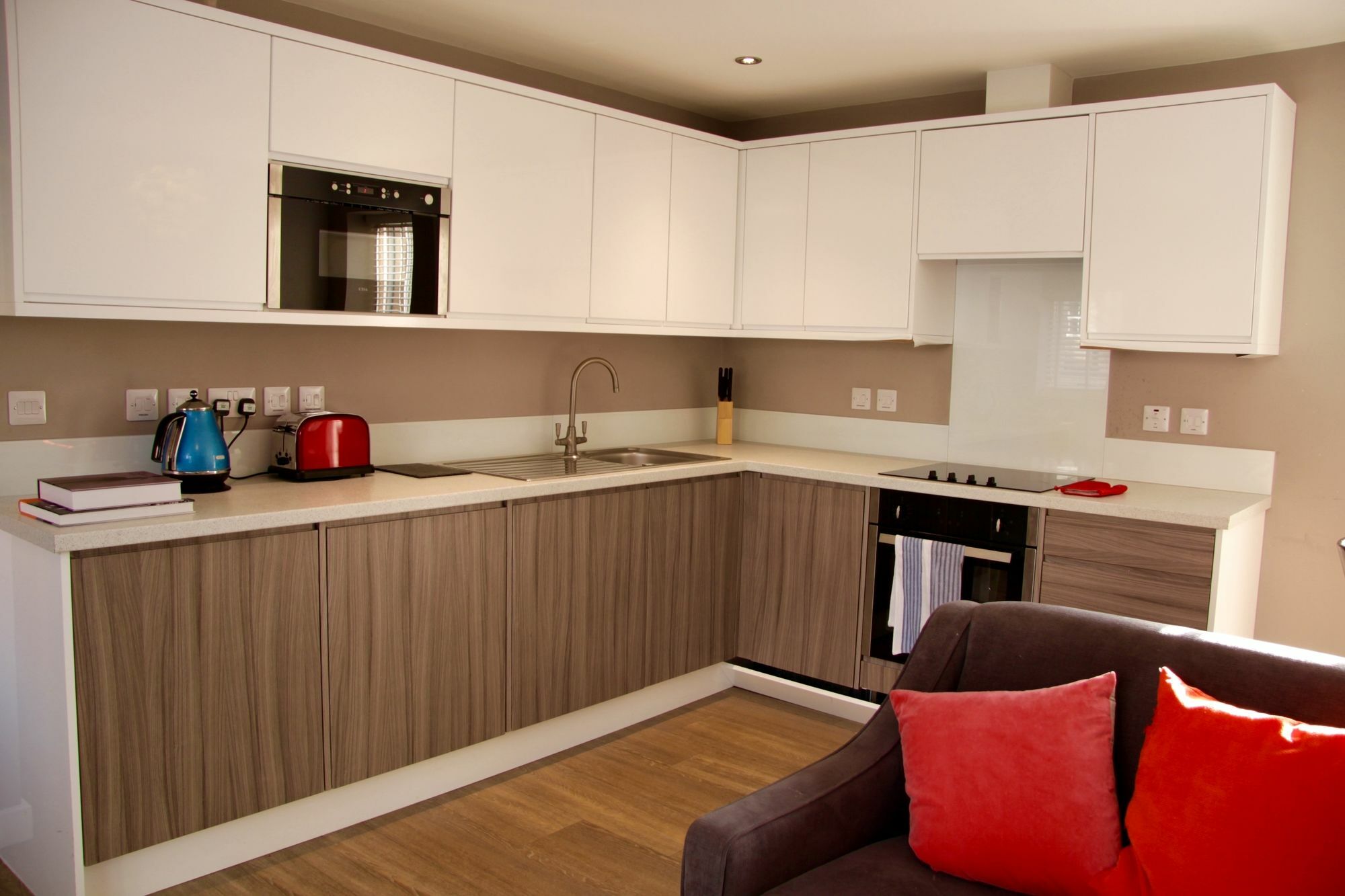 Lux Living Apartments - Florian House เคมบริดจ์ ภายนอก รูปภาพ